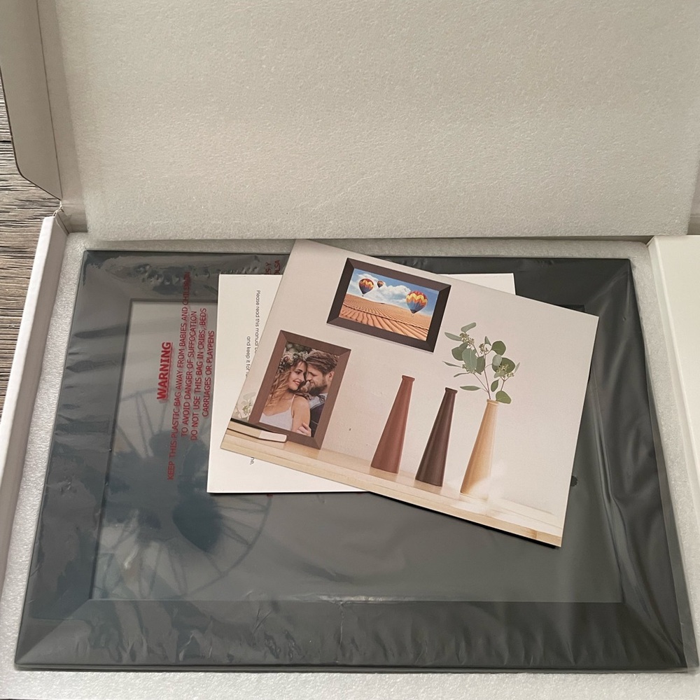 Digital Photo Frame with WiFi and Touch Screen. Would make a great gift